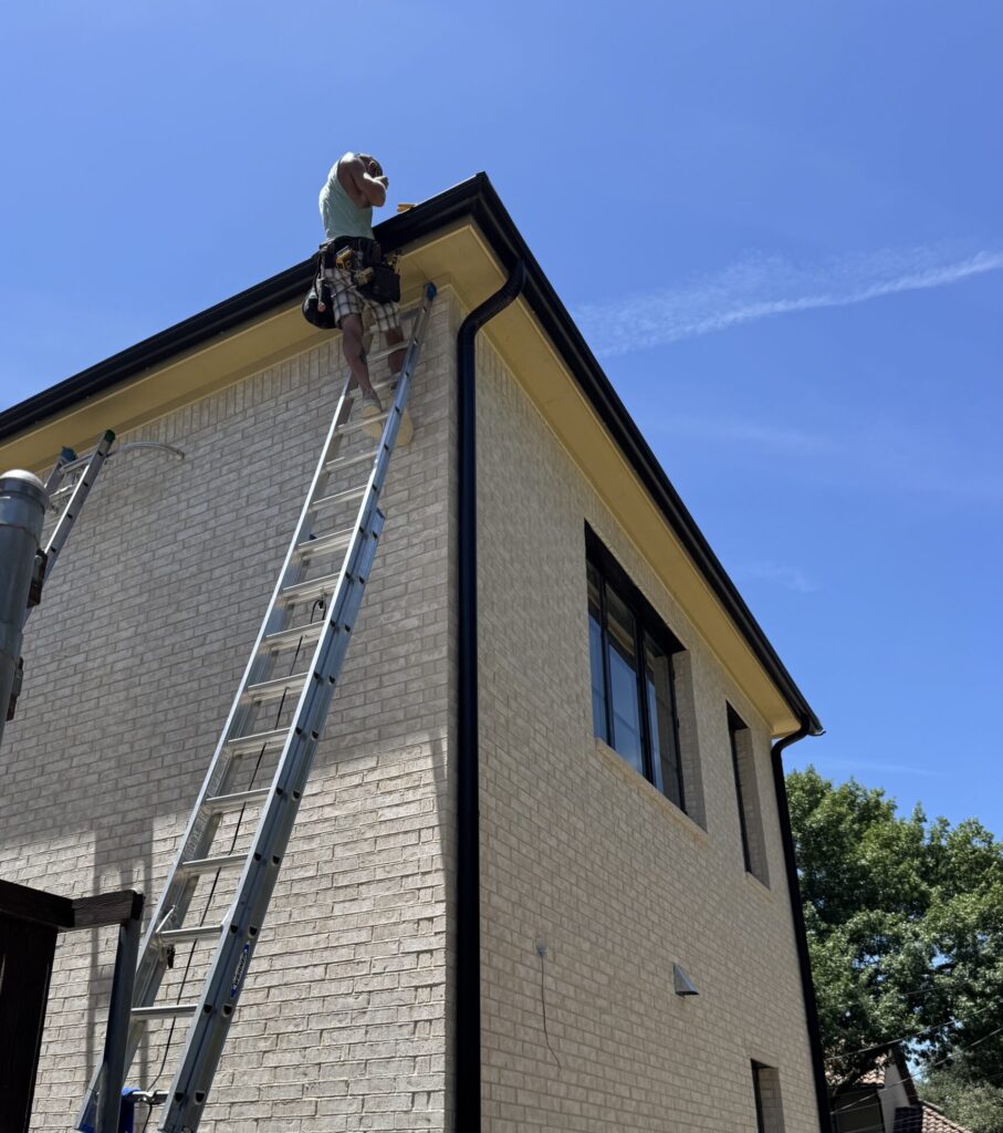 Trusted seamless gutter services in DFW